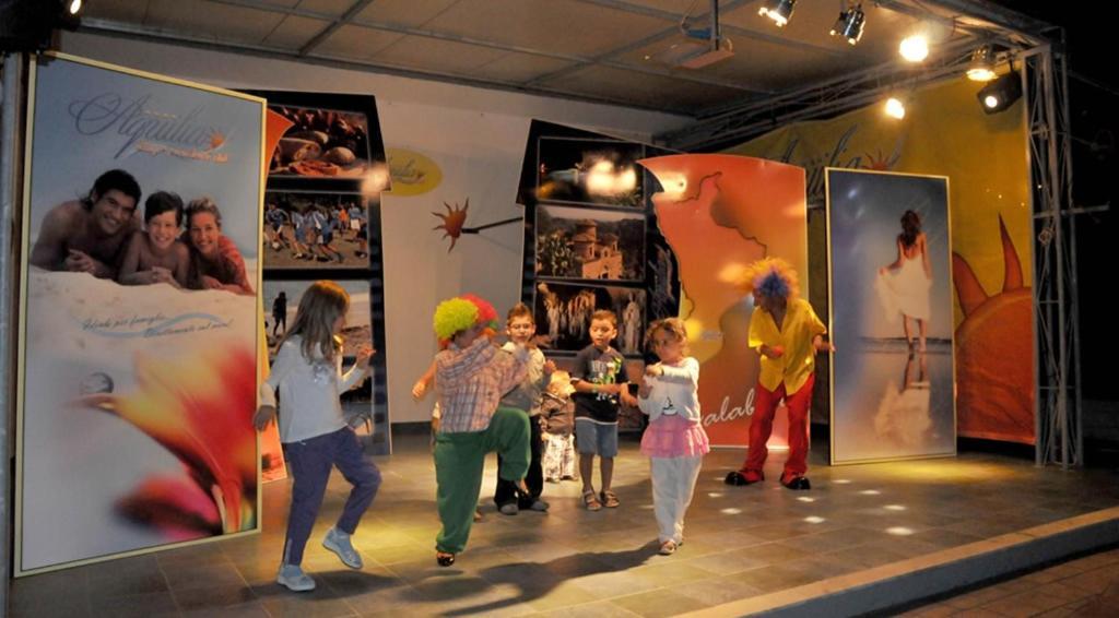 Club Esse Aquilia Beach Village Badolato Marina Ngoại thất bức ảnh